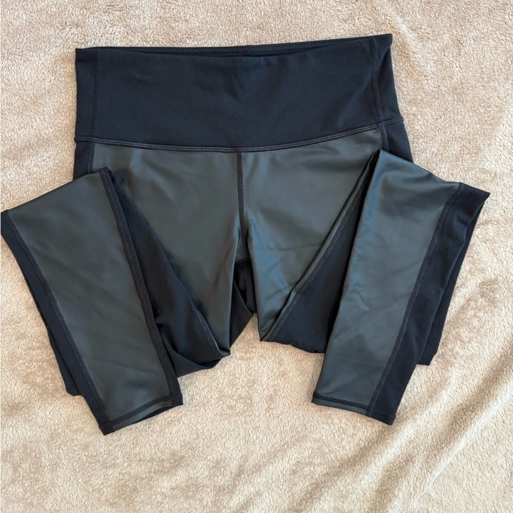 ATHLETA Women’s Gleam Tight leggings Black small faux leather trendy sporty